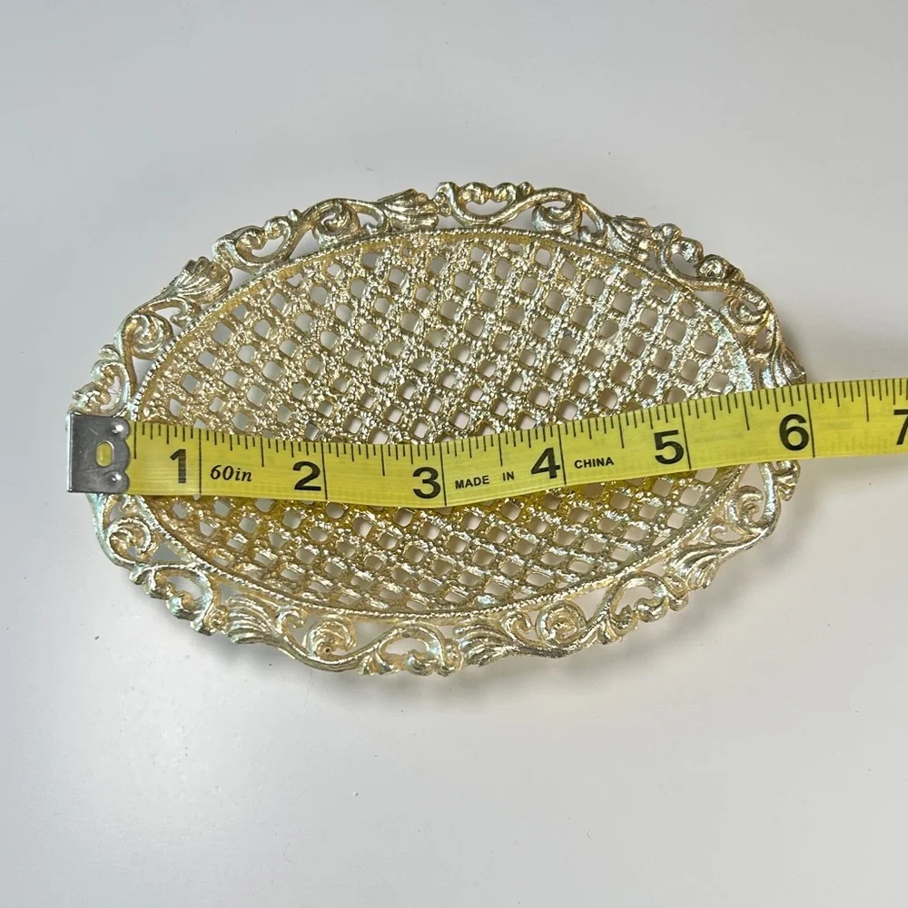 Vintage Gold Metal Filigree Hollywood Regency Style Oval Footed Soap/Vanity Dish